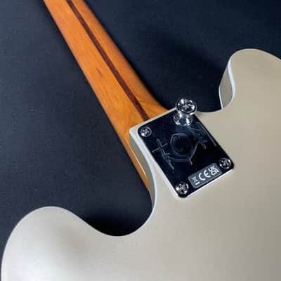Fender Tom DeLonge Starcaster - Satin Shoreline Gold (MINT) image 5