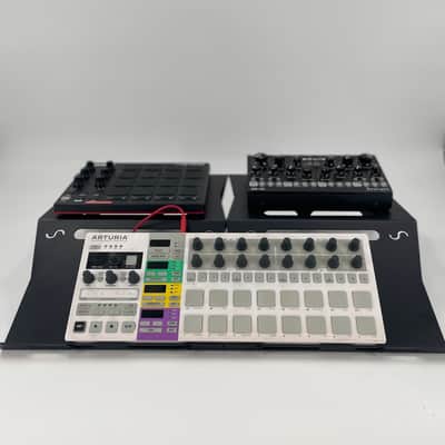 Two-level Angled Synth Platform image 8