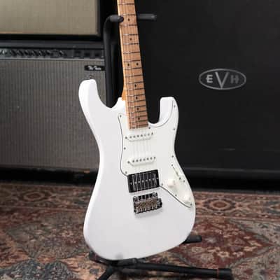 Suhr Pete Thorn Signature Traditional 90 Electric Guitar - Trans White with Gig Bag image 15