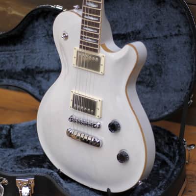 FGN Expert Flame Exotic Maple Top - See Thru White image 1
