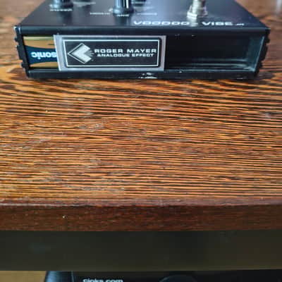 Roger Mayer Voodoo-Vibe Jr. 2000s - Black image 3