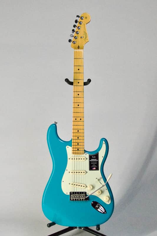 Fender American Professional II Stratocaster with Rosewood Fretboard 2020 - Present - Miami Blue image 1