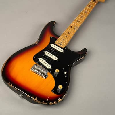 Valiant Soothsayer 2024 - 3 Tone sunburst, 6 lbs 14oz! image 2