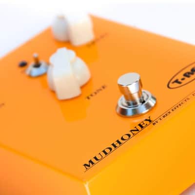 T-Rex Engineering MUDHONEY-CLASSIC Distortion Guitar Effects Pedal Hand Wired in Denmark image 4