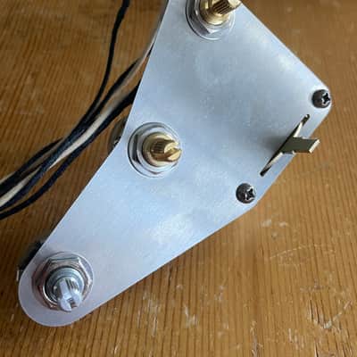 Fender Stratocaster with Gibson 50's Style Wiring And Blender 250k CTS Pots .022 Orange Drop image 7
