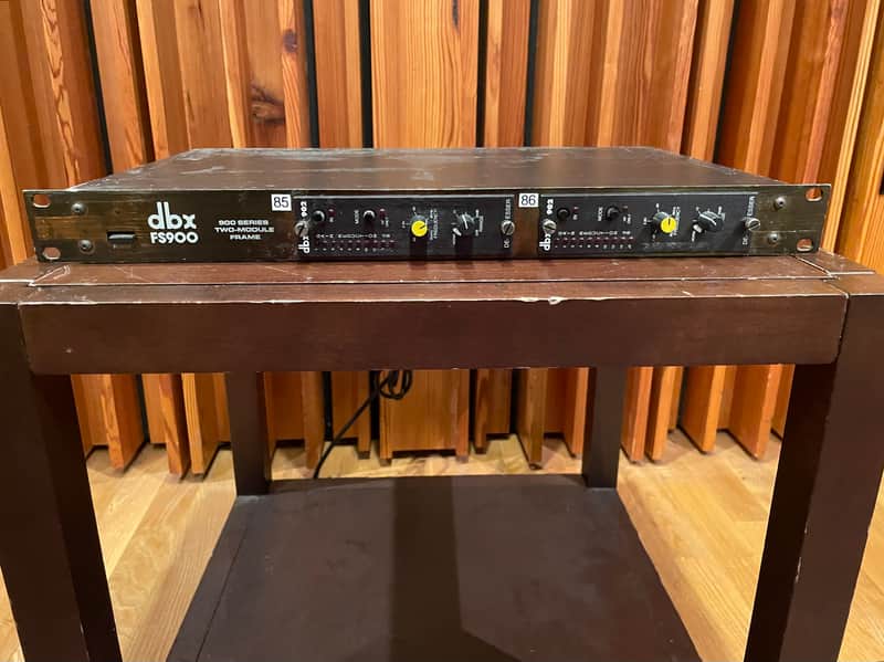 DBX FS900 Powered Rack w/ Two 902 De-Esser 900 Series Modules | Reverb