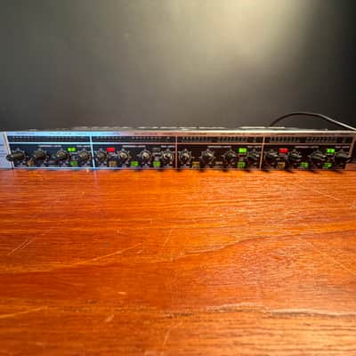 Behringer Multicom Pro MDX4400 4-Channel Audio Interactive Dynamics Processor 2000s - Black / Silver image 5