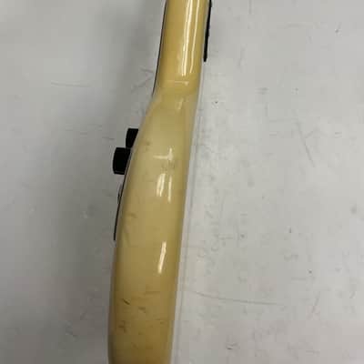 Fender Musicmaster Bass 1975 - Olympic White image 11