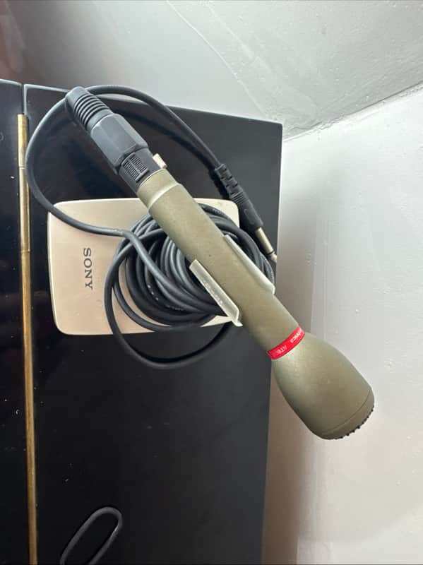 Vintage Dynamic Omnidirectional Microphone image 1