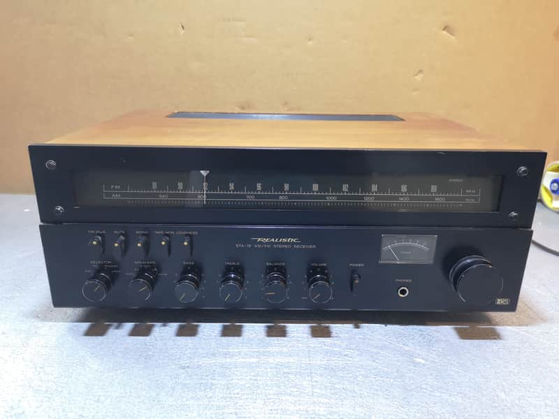 Realistic STA-78 Vintage Analogue AM FM Stereo Receiver Very Good Condition - image 1
