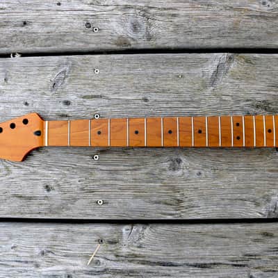 Stratocaster neck lefthanded , roasted maple image 3