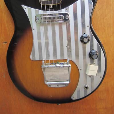 Teisco E-120 1965 Tobacco Burst image 2