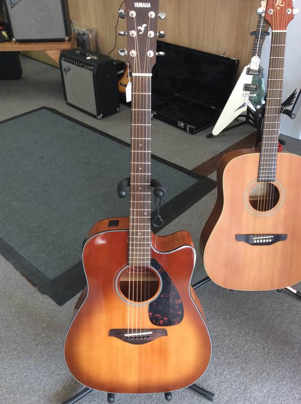 Yamaha FGX700SC-SDB Cutaway Solid Spruce Top Acoustic/Electric Guitar Sandburst image 1