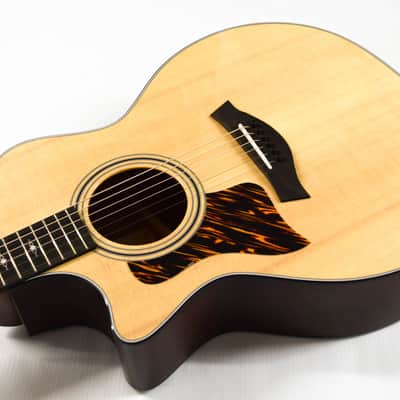 Taylor 314ce with V-Class Bracing Left-Handed - Natural image 4