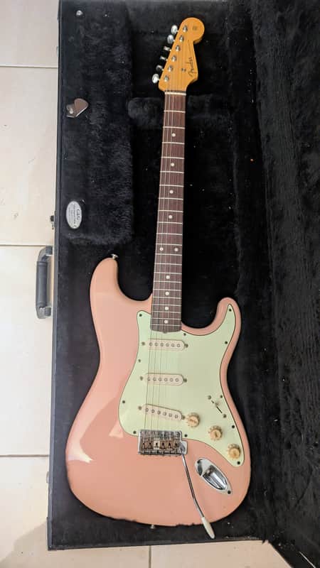 Fender Stratocaster ST62 Reissue Japan 1997-98 - Pink image 1