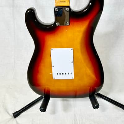 RARE VINTAGE 1988 FENDER (JAPAN) ST-67 1967 REISSUE STRATOCASTER ELECTRIC GUITAR & OHSC L@@K image 7