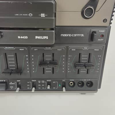 Philips - N4420 - Stereo reel to reel Recorder With Dust Cover New Belts And speakers image 5