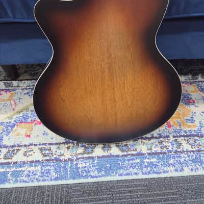 Used Godin 5th Avenue Kingpin II w/bag image 8