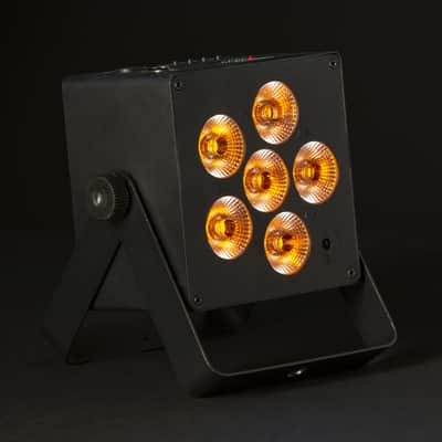 PURElight PIKO BAT MAX 6x6W 6in1 RGBWAUV - Battery Powered LED Light image 5