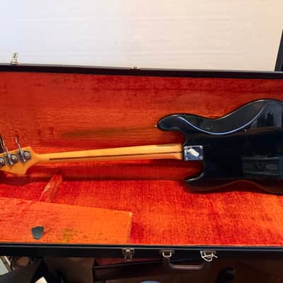 Fender Jazz bass guitar 1973 - Black image 3
