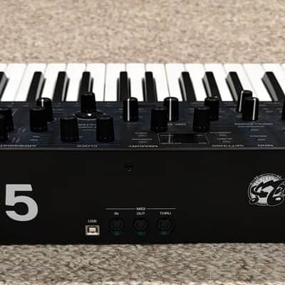 Oberheim TEO-5 44-Key 5-Voice Synthesizer 2024 - Present - Black image 9