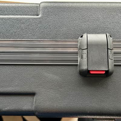 Gator GTSA-KEY88 TSA Series ATA Molded 88-Key Keyboard Case 2021 - Black image 4