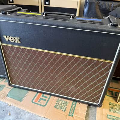 Vox AC30CC2X Custom Classic 2-Channel 30-Watt 2x12" Blue Alnico Guitar Combo Very Early 2005 Serial #604 image 1