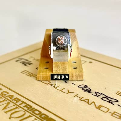 Van den Hul Colibri Master Signature Moving Coil Phono Cartridge, Original price: $11995 image 13