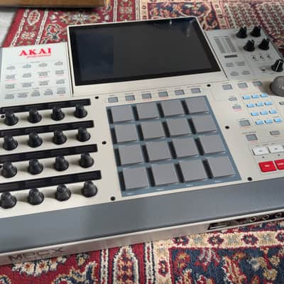Akai MPC X Special Retro Edition DAW + Decksaver Bild 7