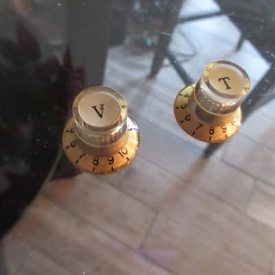 Vintage 1960s Pair Univox Gold Guitar Knobs Japan Fits Teisco image 2