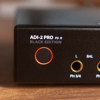 RME ADI-2 PRO FS R Black Edition AD/DA Converter 2010s - Black image 8