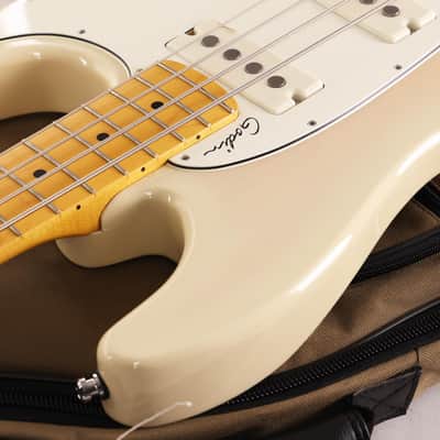 Godin Shifter 4 Bass Trans Cream Used image 8