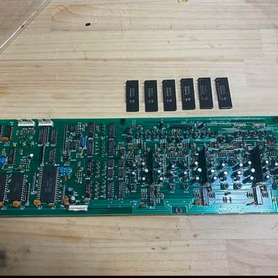 Roland Juno-106 61-Key Programmable Polyphonic Synthesizer 1984 - 1985 - Black image 7