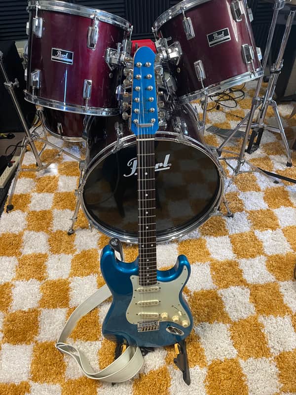 Fender 12-String Stratocaster MIJ - Blue image 1