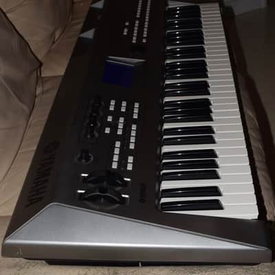 Yamaha MM6 Synthesizer 2007 - Gray image 4