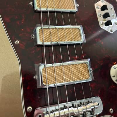 Fender Gold Foil Jazzmaster 2023 - Shoreline Gold image 3
