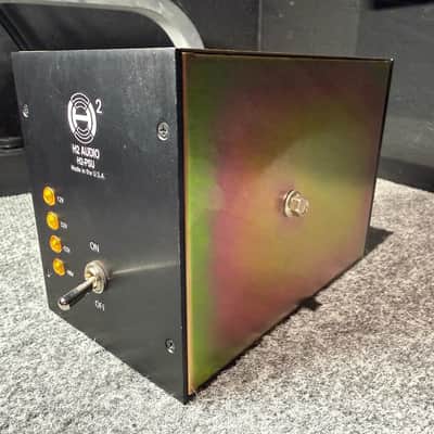 H2 Audio 2×0011 Modules + 002 Rack with Independent Output Level Controls image 8