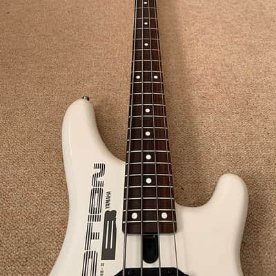Yamaha Motion B MB III 4 String Electric Bass Guitar Made in Japan 1980's image 23