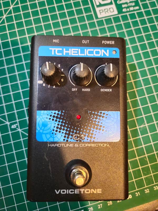 TC Helicon VoiceTone C1 2011 - 2021 - Black image 1