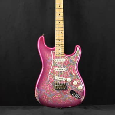 Mint Fender Custom Shop Limited Edition '68 Paisley Strat Relic - Pink Paisley image 2