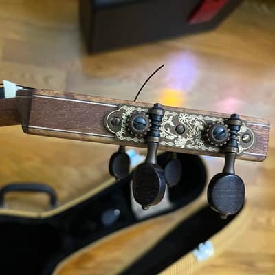 de Houtwinkel Custom koa tenor with fretboard inlay 2024 - French polish image 5