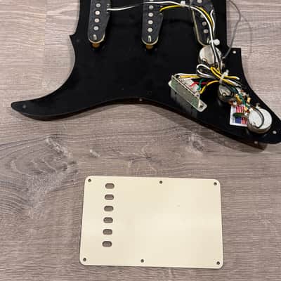 David Gilmour Black Strat Style Loaded Pickguard Set for Fender Stratocaster with Vintage Alnico Pickups image 2