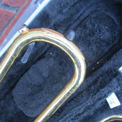 Yamaha YSL-354 Standard Trombone 2010s - Lacquered Brass image 8