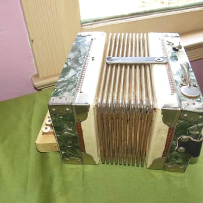 LUDWIG RAJA PICCOLO diatonic travel accordion image 12