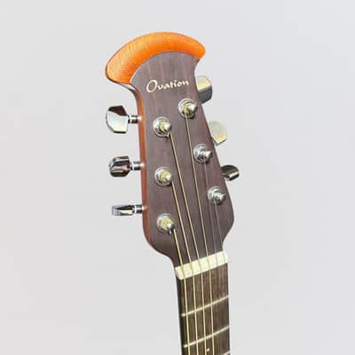 Ovation CE44 Celebrity Series Elite Mid-Depth Acoustic Electric Guitar - Reverse Blue Burst imagen 6