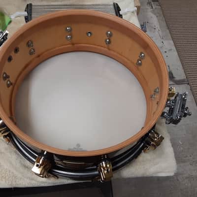 Premier 75th Anniversary Signia 14x5.5" 10-Lug Maple Snare Drum with Wood Hoops, Gold Hardware 1997 - Ebony image 18
