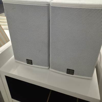 Martin Audio CDD-LIVE8 Ultra-Compact Powered 2-Way Loudspeaker System (Pair) image 1