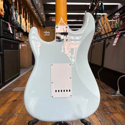 Fender American Vintage II 1965 Stratocaster Electric Guitar Sonic Blue w/Hard Case image 3