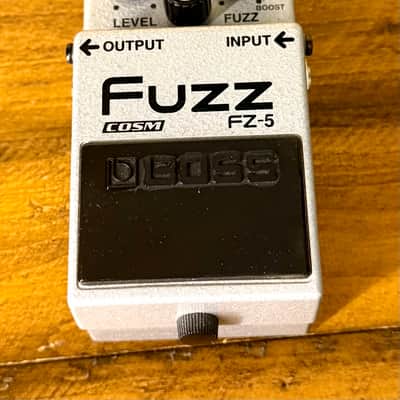 BOSS FZ-5 "VINTAGE FUZZ" Guitar Effects Pedal (TAIWAN VERSION) image 4