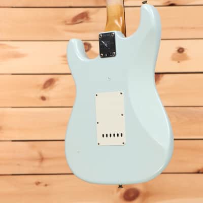 Fender Custom Shop 1959 Stratocaster Journeyman Relic - Super Faded Aged Sonic Blue - CZ582131 - PLEK'd image 8